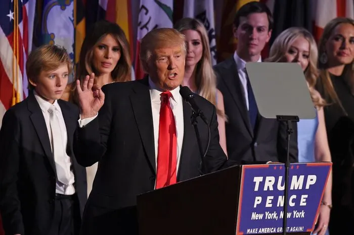 Trump und Pence traten mit ihren Familien aufs Podium