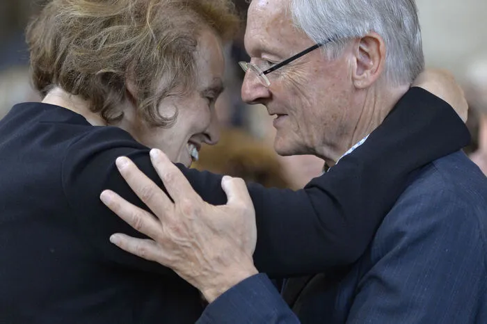 Am Requiem nahmen zahlreiche nationale und internationale Politiker teil. Im Bild: Edith Mock mit Wolfgang Schüssel