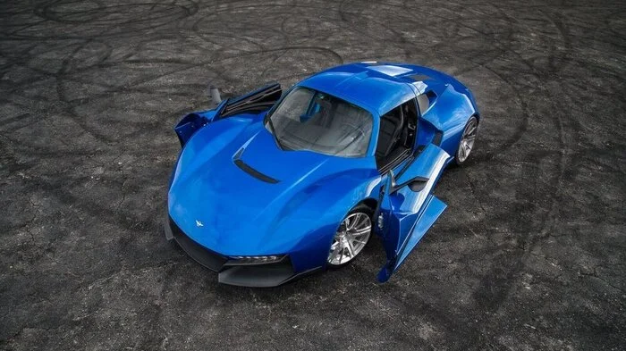 Die US-amerikanische Firma Rezvani Motors Lieferant exklusiver und äußerst kostspieliger Sportwagen, die auf Bestellung gefertigt werden.