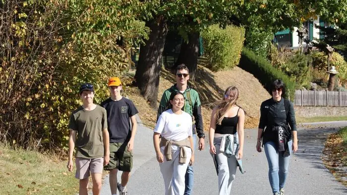Prachtvolles Herbstwetter, strahlend blauer Himmel und angenehme Temperaturen waren die perfekten Rahmenbedingungen für einen abwechslungsreichen Wandertag am Sonntag in der Schilchergemeinde Ligist.
