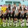 Germany v Japan - FIFA World Cup, WM, Weltmeisterschaft, Fussball 2022 - Group E - Khalifa International Stadium Germany players cover their mouths as they pose for a team group, Mannschaftsbild, Totale ahead of the FIFA World Cup Group E match at the Khalifa International Stadium, Doha. Picture date: Wednesday November 23, 2022. Use subject to restrictions. Editorial use only, no commercial use without prior consent from rights holder. PUBLICATIONxNOTxINxUKxIRL Copyright: xMikexEgertonx 69916203 