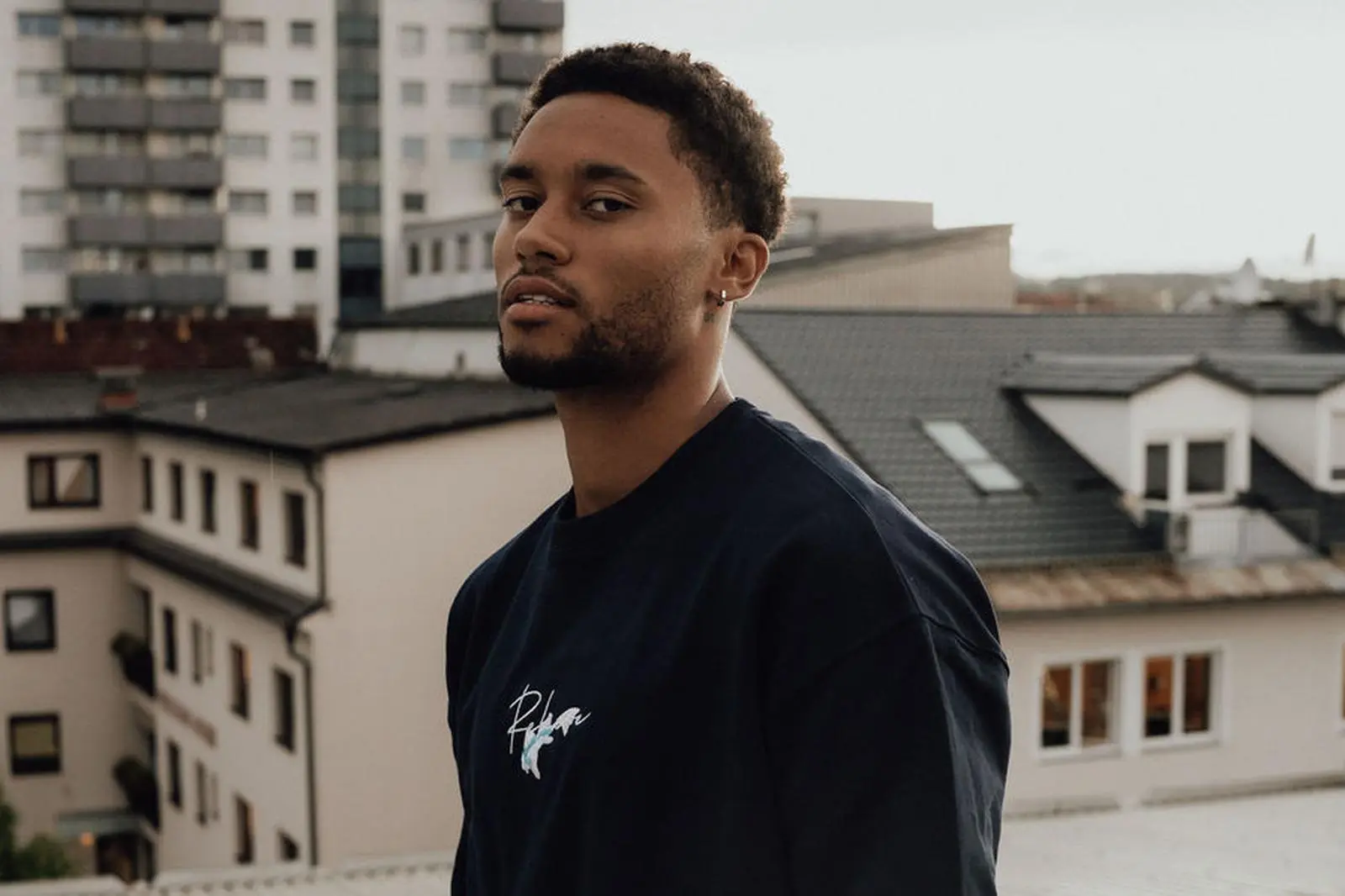 Sweater und T-Shirts - Hauptsache cool und bequem ist das Motto von Relieve Clothing