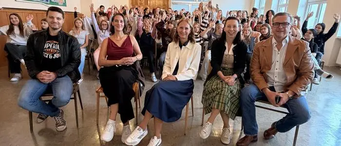 Geladen hatte die Schule (v.l.) Isabella Vogl, Alexandra Scheer und Andrea Kigerl