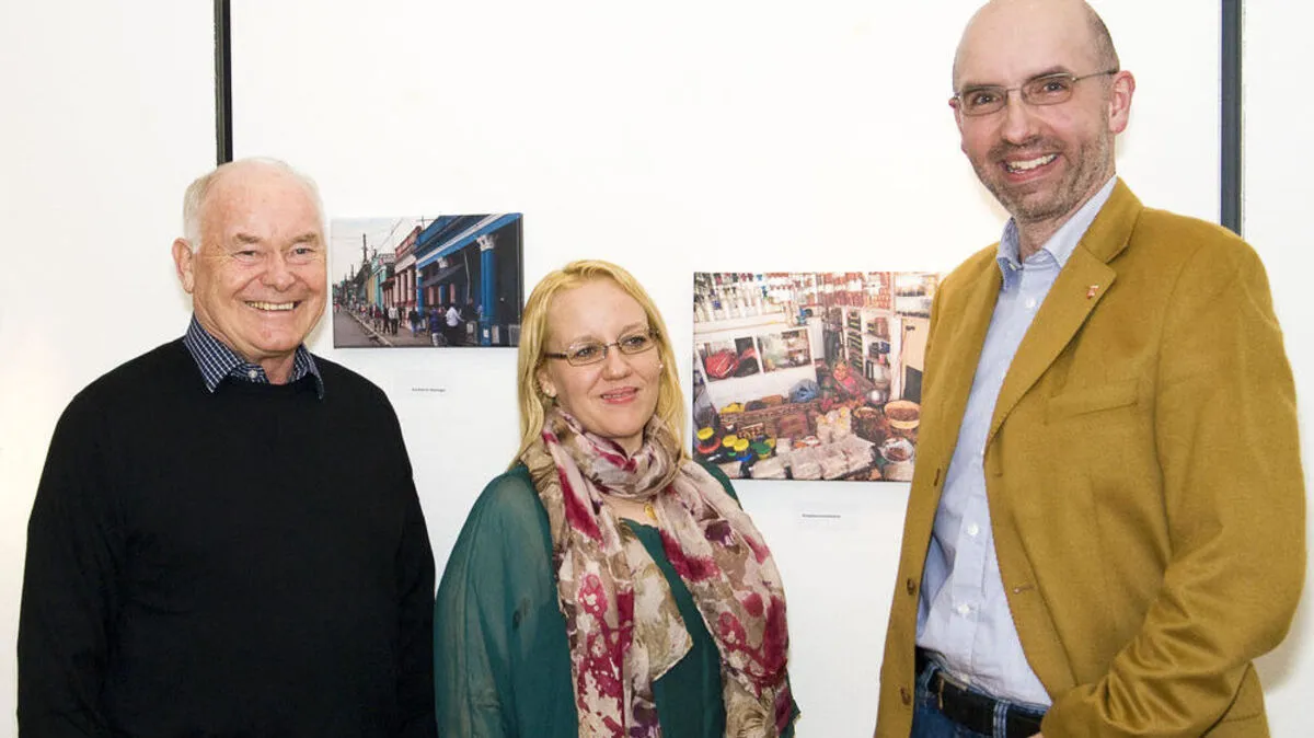 Koller und Wogrin mit Vizebürgermeister Guido Zeilinger (r.)