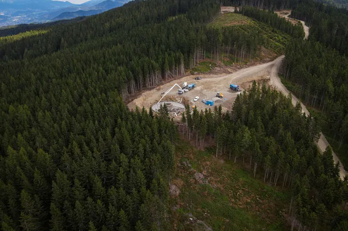 Panoramaansicht der aktuellen Bauarbeiten.