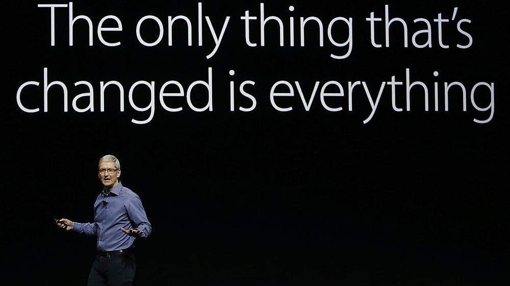 Apple-Chef Cook bei der Präsentation des iPhone 6 im Jahr 2015