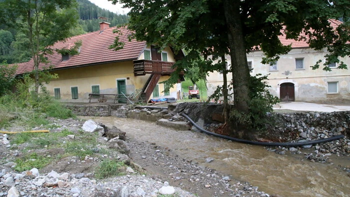 Schwere Unwetter suchten am Sonntagnachmittag Mittelkärnten heim.