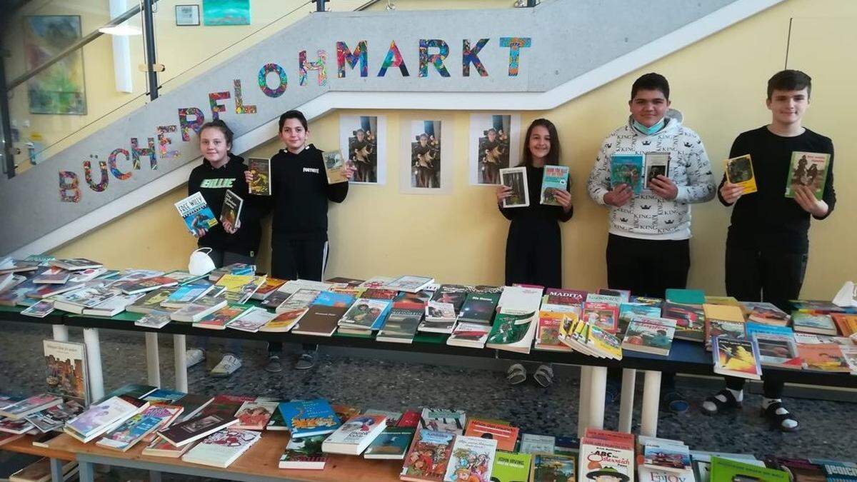 Bis Mitte Dezember läuft der Bücherflohmarkt in der Sportmittelschule