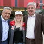 ÖSV-Ass Katharina Truppe mit Bürgermeister Gerhard Mock (links) und Stadtrat Manfred Kerschbaumer