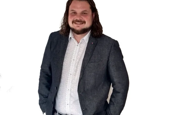 Robert Orieschnig: „Als EU-Gemeinderat vermittle ich nicht nur die Vorzüge dieser Institution, sondern hinterfrage kritisch die konservative Wirtschaftsausrichtung und Privatisierungsbestrebungen.“