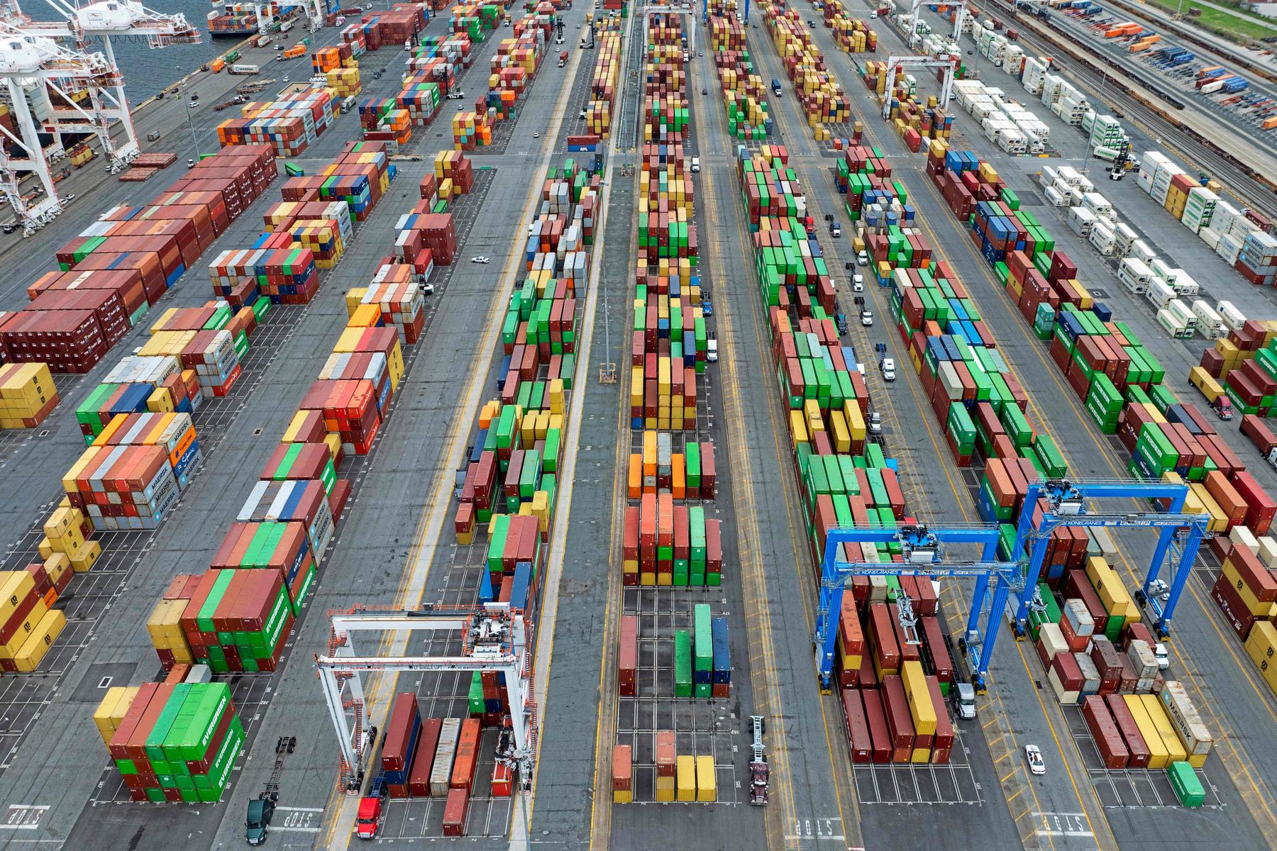 In den nächsten 2 Wochen: Trump will bald neue Zölle für Stahl und Halbleiterchips festlegen