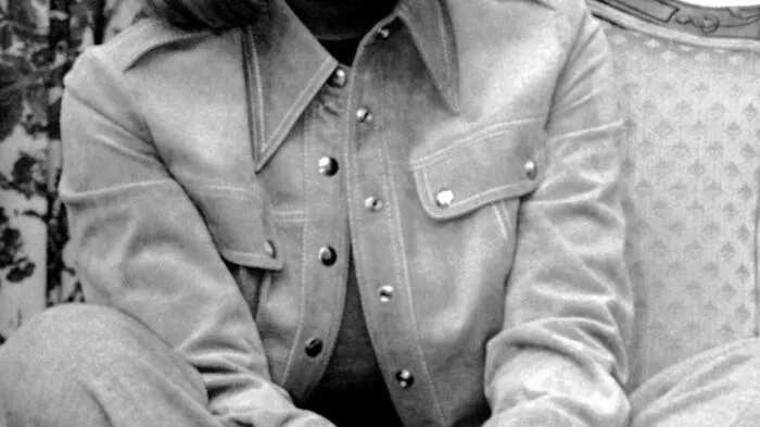 Doris Day wurde am 3. April 1922 als Doris Mary Ann Kappelhoff in Cincinnati, Ohio, geboren. Day trat zunächst erfolgreich als Sängerin verschiedener Big Bands auf. 1947 schaffte sie den Sprung nach Hollywood...