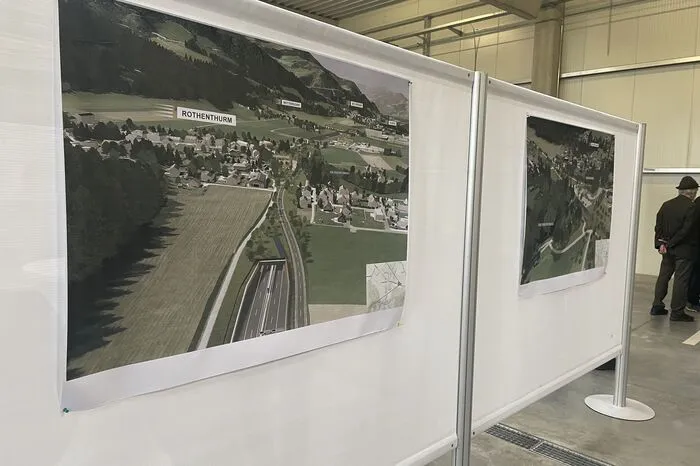 Klicken Sie sich durch die Bilder der Ausstellung!