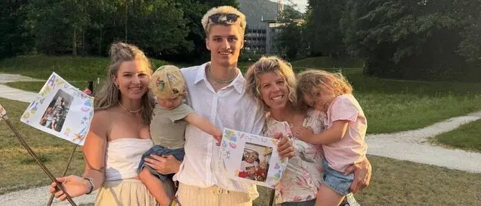 Michaela Juvan mit ihren Kindern Lilly (22), Ferdinand (2), Jakob (19) und Lini (4)