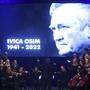 Gedenkfeier für Ivica Osim in seiner Heimatstadt Sarajevo, wo er seine letzte Ruhestätte fand