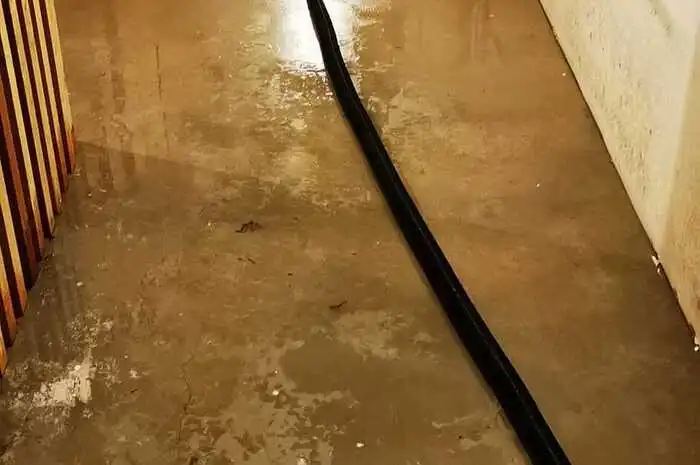 Die Feuerwehr Köppling konnte das Wasser abpumpen.