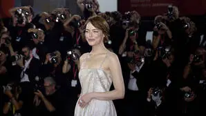 Emma Stone steht als beste Hauptdarstellerin in „Bugonia“ im Rennen