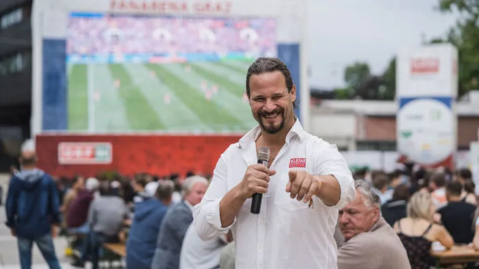 Public Viewing: Die Kleine Zeitung bietet zur Fußball-WM 2018 einen Doppelpass in Graz zwischen Karmeliterplatz und Freiheitsplatz.