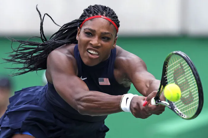 Klicken Sie sich durch die besten Serena-Bilder aus 17 Jahren Profi-Tennis.