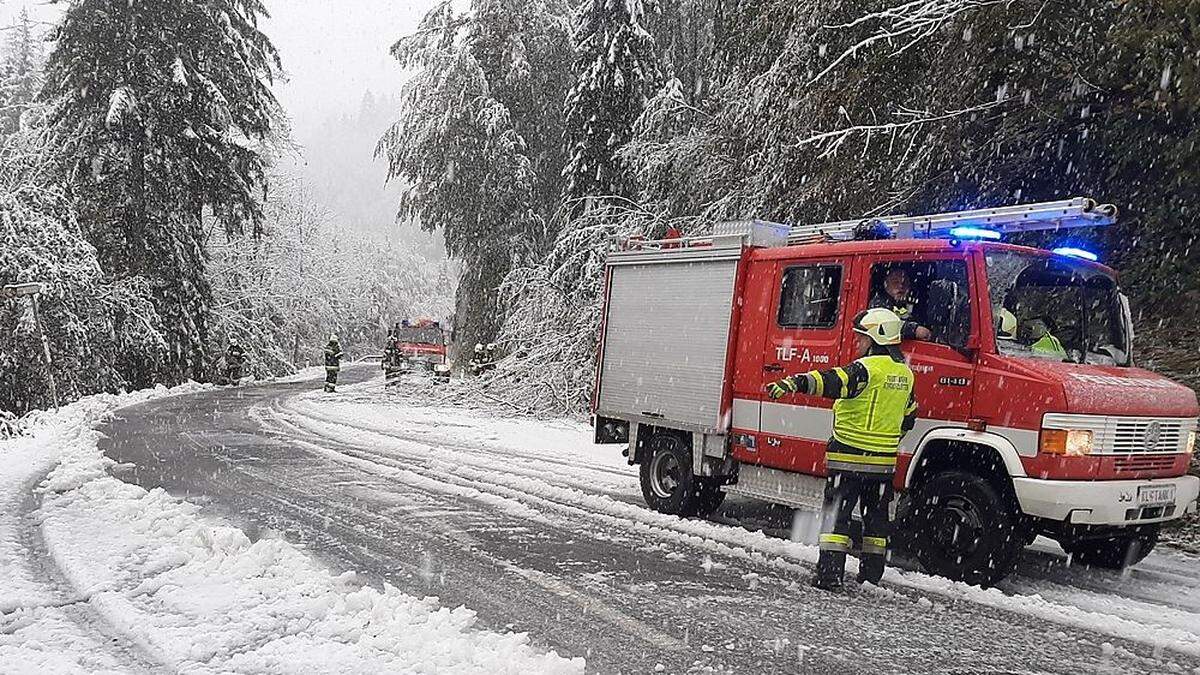 Winterlicher Einsatz der FF Unterbergen