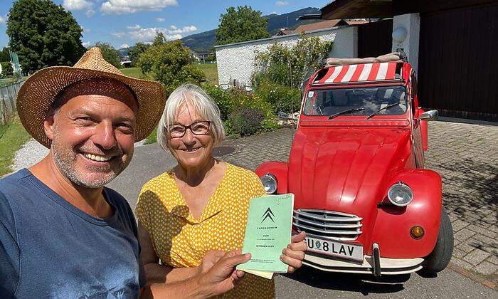 In Vorarlberg traf der 2CV seine Vorbesitzerin wieder, mit der er vor mehr als 30 Jahren unterwegs gewesen war