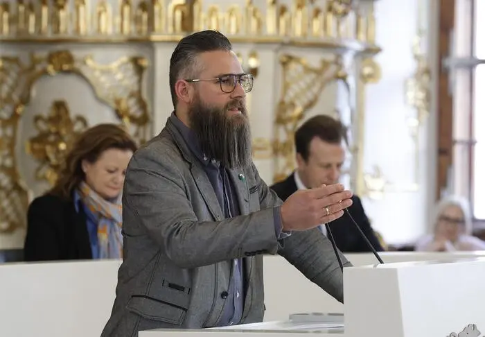 Robert Reif während einer Sonderlandtagssitzung des Steirischen Landtags (Sujet)