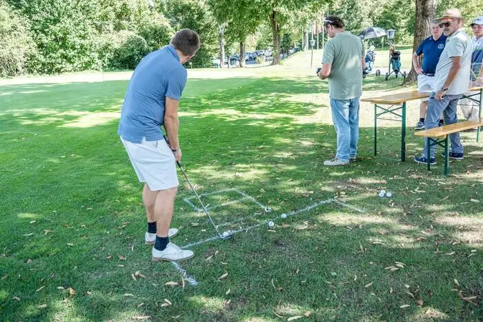 Ein Anliegen war es den Organisatoren und Gästen auch etwas Gutes dabei zu tun und so sammelte man über den Verlauf des Tages beim „Charity-Chipping-Contest“ 6000 Euro