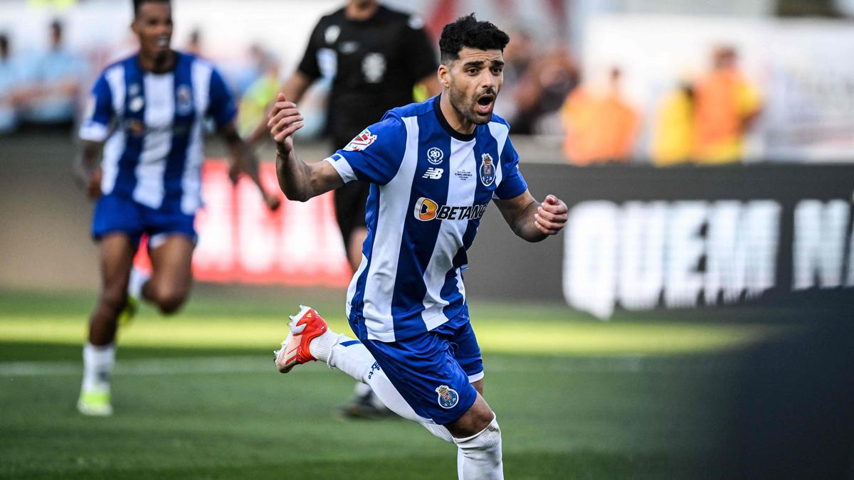 Mehdi Taremi im Dress von Porto