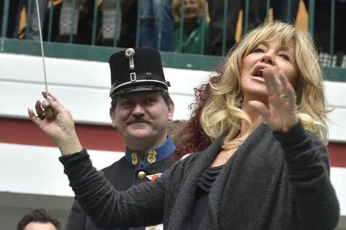 Die Schauspielerin Goldie Hawn bescherte Lugner 2017 überhaupt "den schönsten Opernball".