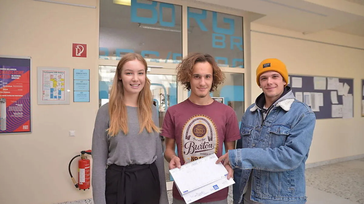 Kathleen Hogan, Mathias Tatschl und Lukas Linzer vom Borg freuen sich auf die Herbstferien