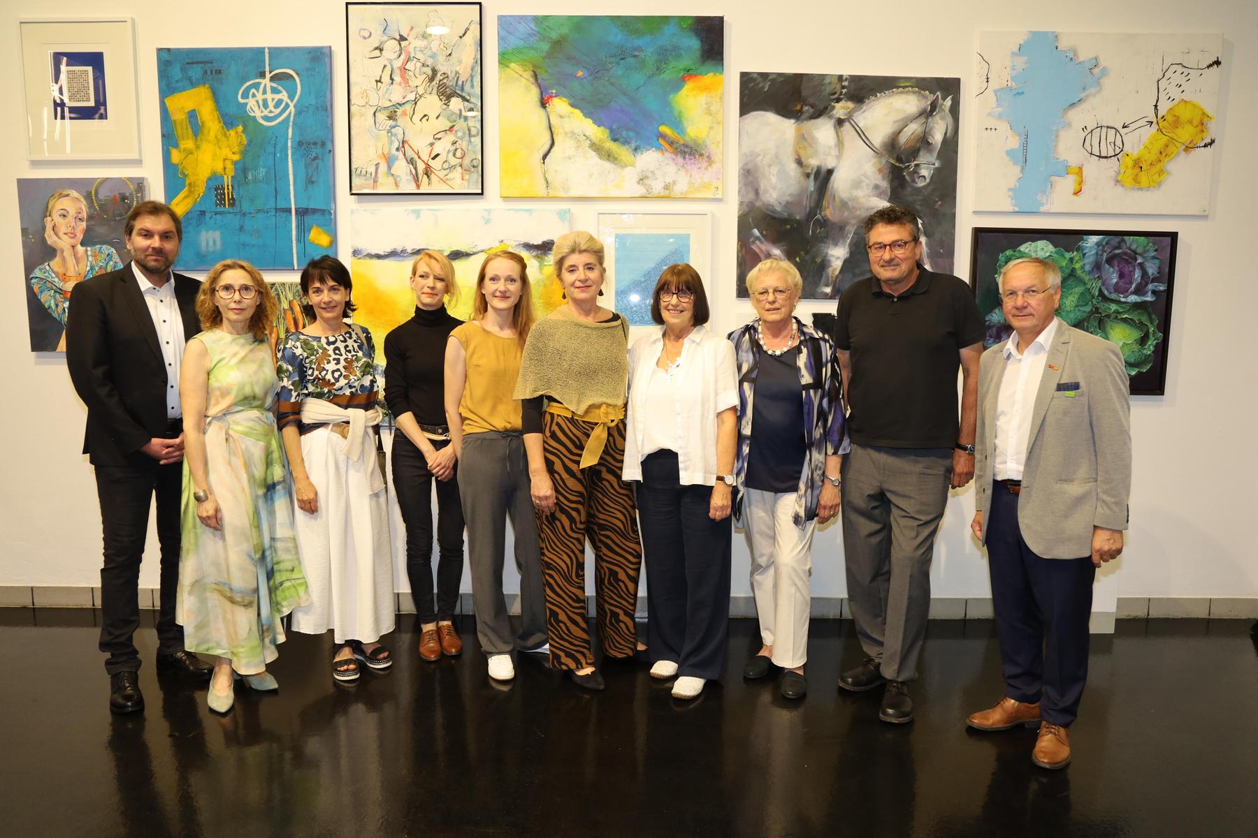 Neun heimische Künstlerinnen zeigen „Alles Gute“ im Kunsthaus Feldbach