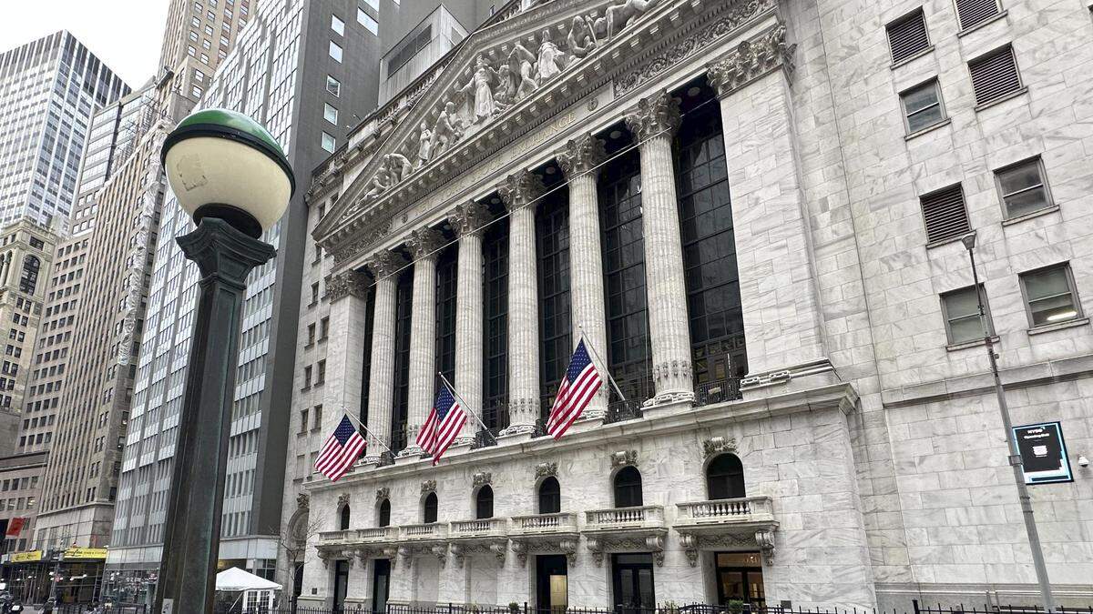 Der US-Börsenindex Dow Jones stieg erstmals über 39.000 Punkte