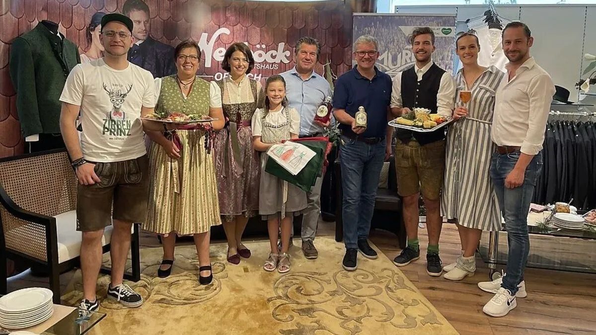 Michael Groß, Manuela Machner, Katrin und Anna-Elisa Neuböck, Fritz Stölzl, Michael Ranzmaier-Hausleitner, Roland Groß, Iva Matejkova und Engelbert Mayer