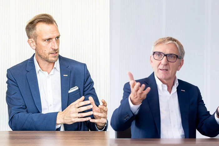 Regionalstellenobmann Bernhard Bauer (links), WKO-Steiermark-Präsident Josef Herk