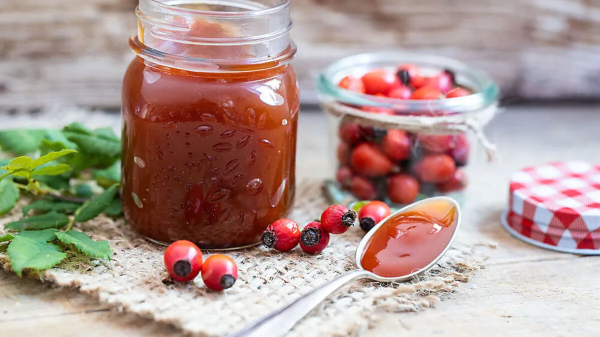 Eingekocht: Hagebuttenmus