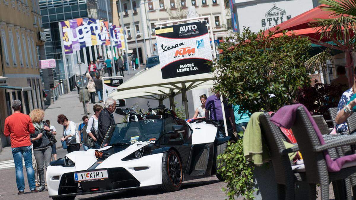 Innenstadt bildet Kulisse für &quot;Automobile&quot;