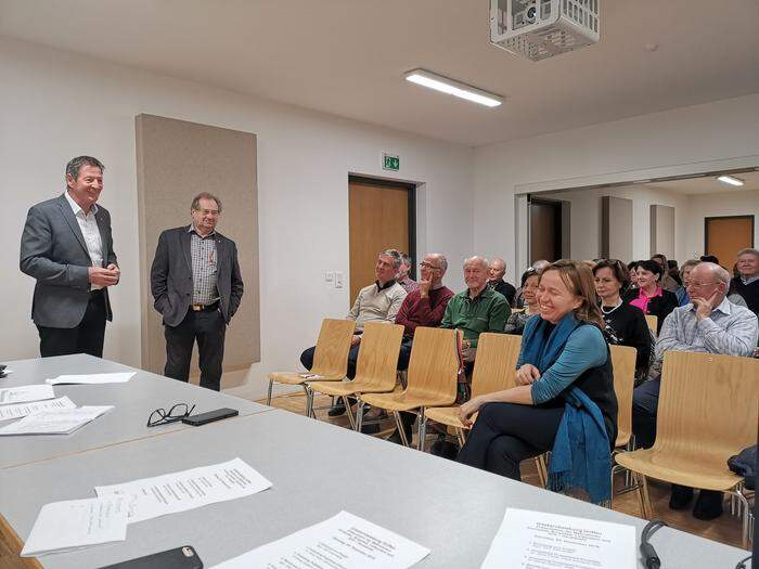 Rückblick: Die Präsentation des Projektes und der geplanten Maßnahmen im Rahmen der Bürgerbeteiligung durch Bürgermeister Müller und das Architektenteam