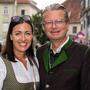 Dann und wann auch in Tracht: Christopher und Iris Drexler beim Aufsteirern