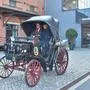 11.04.19 , Das älteste Fahrzeug der Welt bekommt TÜV und Strassenzulassung Sammler Karl-Heinz Rehkopf 82 vom PS Speicher Einbeck mit Gattin Gabriele 64 Oldtimer Benz Victoria *** 11 04 19 The oldest vehicle in the world gets TÜV and road approval collector Karl Heinz Rehkopf 82 from PS Speicher Einbeck with wife Gabriele 64 Oldtimer Benz Victoria  