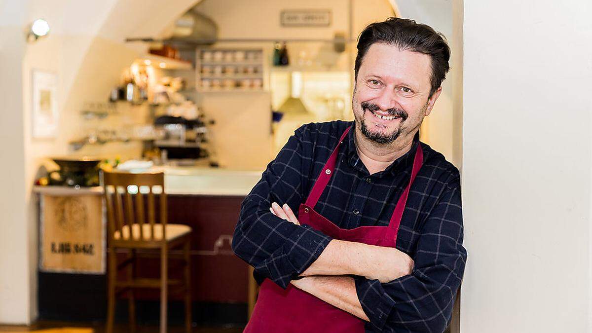 Auch Mario Kowalczyk vom Frühstückscafé Île de France darf nun endlich wieder Gäste begrüßen