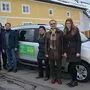 Chauffeur Arbi Baidarow mit  Roman Verdel, Samo Kupper,  Maria Mader-Tschertou, Franz Wutti und Sara Olip (von links)