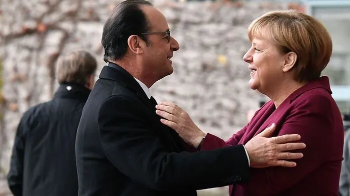 Herzliche Begrüßung für Frankreichs Präsidenten François Hollande: Noch ist offen, ob er bei der Wahl im kommenden Jahr noch eine Chance hat.