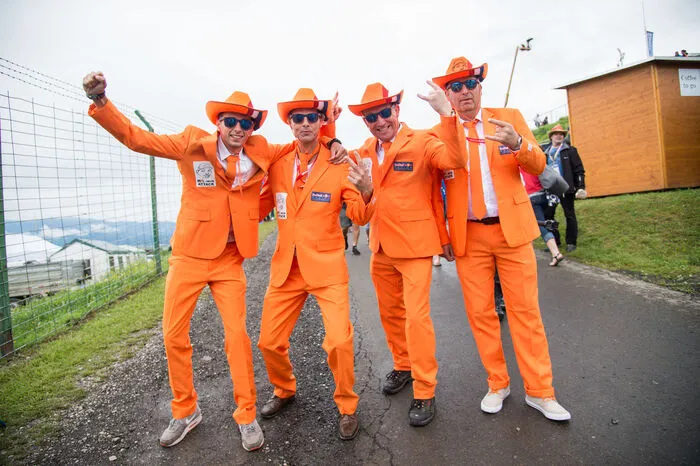 Im Jahr 2016 kam Publikumsliebling Max Verstappen erstmals als Pilot von Red Bull Racing nach Spielberg. Tausende Fans aus den Niederlanden kamen deshalb auf Besuch.