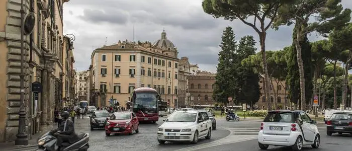 Nach Angaben der italienischen Regierung soll die Regelung im nächsten Jahr rund 14,5 Millionen Fahrzeuge betreffen