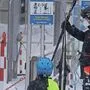 Einheimische Skifahrer müssen meist keine Ausrüstung leihen