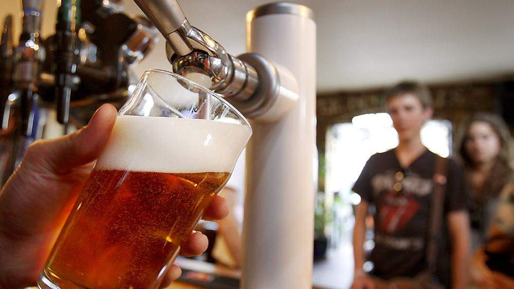 Brauereien und Pubs fürchten, dass Kohlensäure für Bier knapp wird