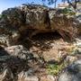 Zur Mithras-Höhle bei Močići führen in den Fels geschlagene Stufen