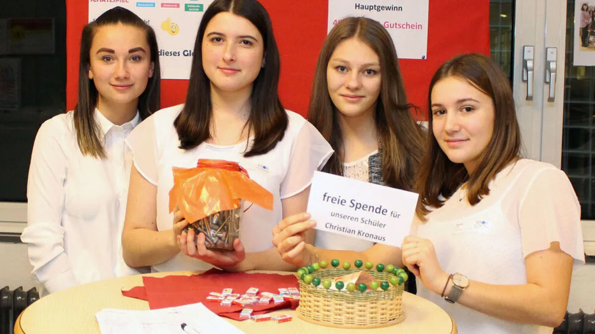 Schüler und Schülerinnen, Lehrende und Förderverein sammelten