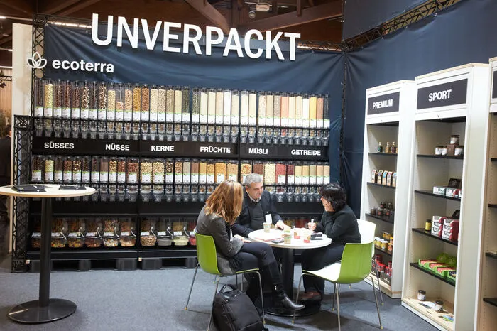 ... möglichst wenig Verpackung bleibt ein Megatrend in der Branche