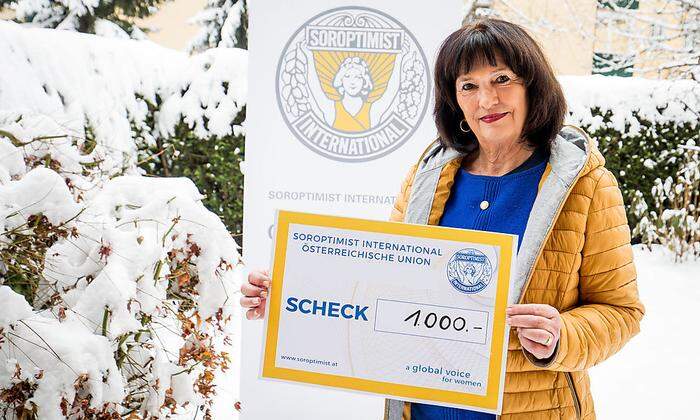 Soroptimist Club Klagenfurt, vertreten durch Präsidentin Doris Grüger, spendete 1000 Euro